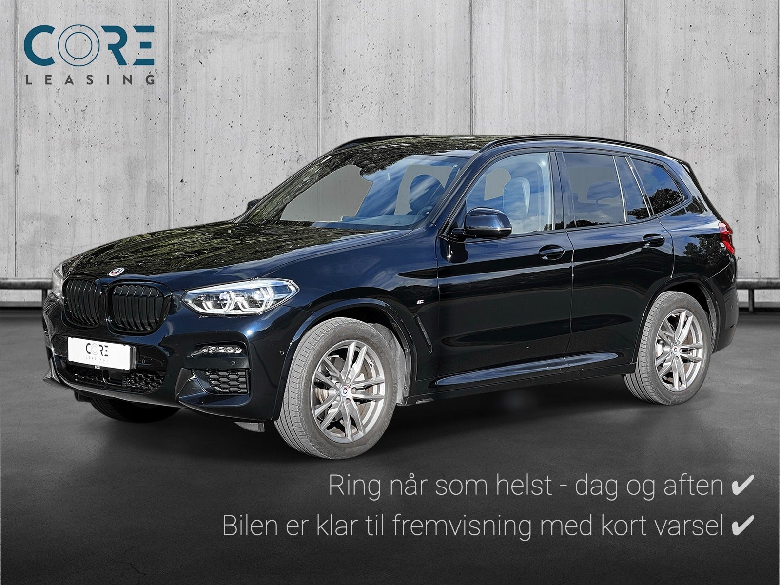 Sortmetal BMW X3 xDrive20d aut. fra 2021 parkeret foran en betonmur. CORE Leasing A/S er eksperter i BMW leasing.