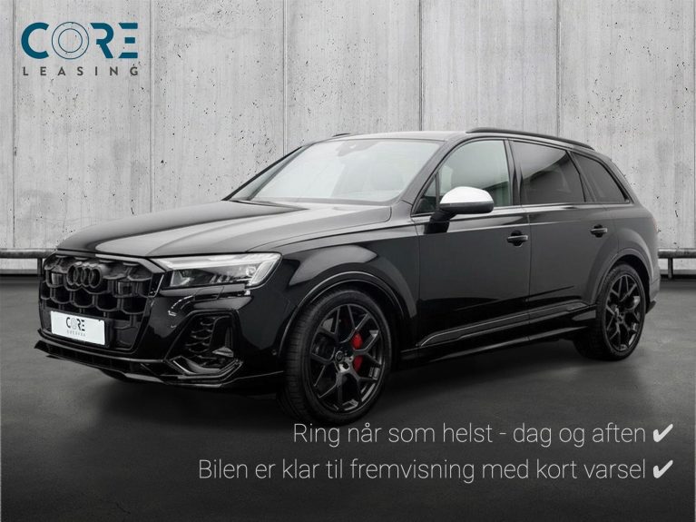 Sortmetal Audi SQ7 TFSi quattro Tiptr. 7prs fra 2024 parkeret foran en betonmur. CORE Leasing A/S er eksperter i Audi leasing.