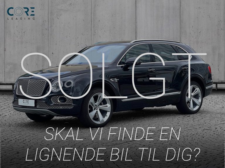 Sortmetal Bentley Bentayga W12 aut. fra 2017 parkeret foran en betonmur. CORE Leasing A/S er eksperter i Bentley leasing.