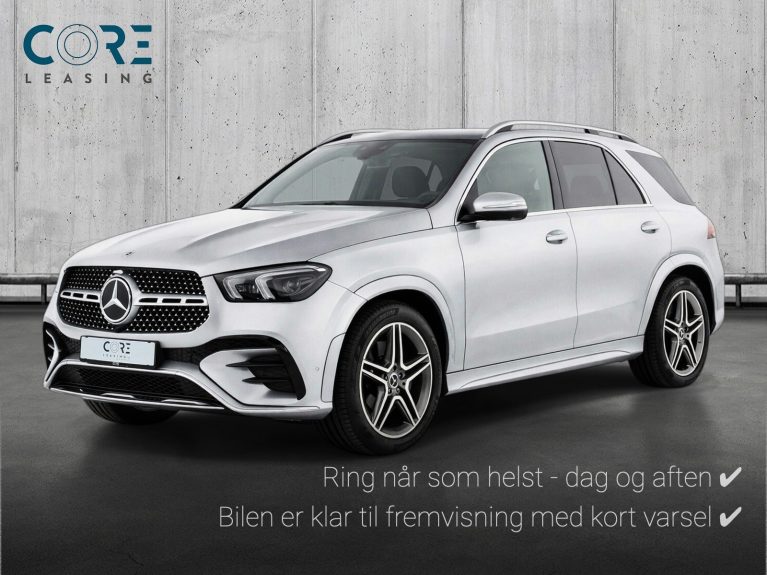 Sølvmetal Mercedes GLE350 de AMG Line aut. 4Matic fra 2024 parkeret foran en betonmur. CORE Leasing A/S er eksperter i Mercedes leasing.