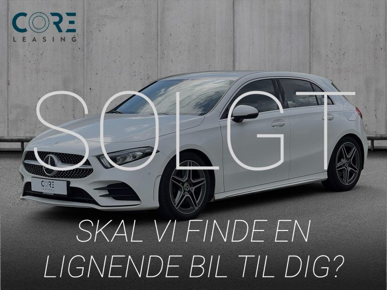 Hvid Mercedes A220 d AMG Line aut. fra 2020 parkeret foran en betonmur. CORE Leasing A/S er eksperter i Mercedes leasing.